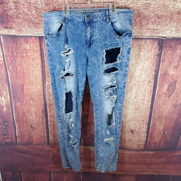 VIP Denim - VIP Distressed Jean's